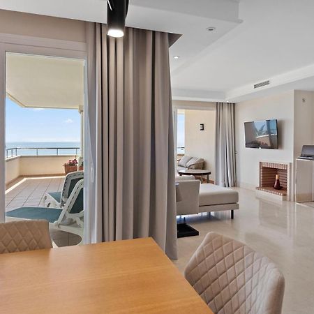 Front line beach luxury apartment in Heaven Beach Estepona Extérieur photo